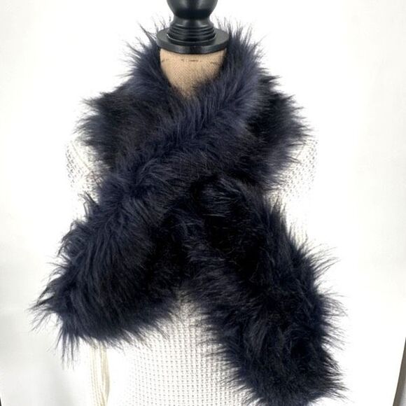 Club Monaco Faux Fur Pull‎ Through Scarf Black Collar Stole - Picture 8 of 9